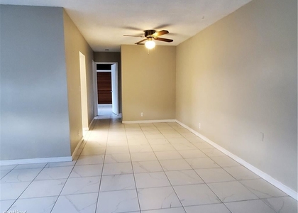 3 Bedrooms, Westfield Rental in Miami, FL for $3,500 - Photo 1