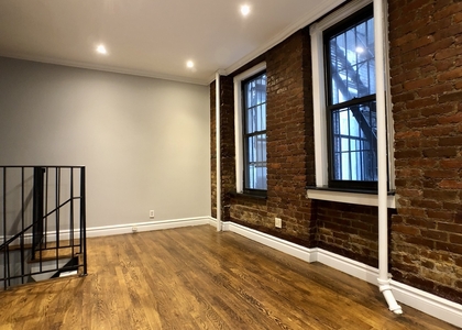 3 Bedrooms, East Village Rental in NYC for $5,195 - Photo 1