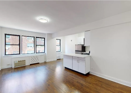 Studio, Turtle Bay Rental in NYC for $3,000 - Photo 1