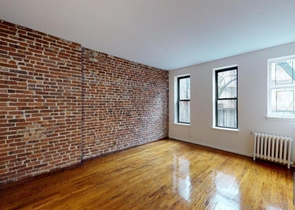 1 Bedroom, Yorkville Rental in NYC for $2,450 - Photo 1