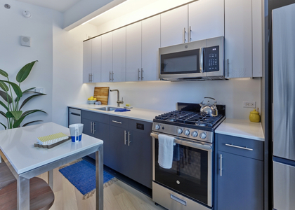 2 Bedrooms, Hunters Point Rental in NYC for $5,683 - Photo 1