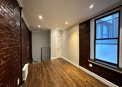 1 Bedroom, East Village Rental in NYC for $3,395 - Photo 1