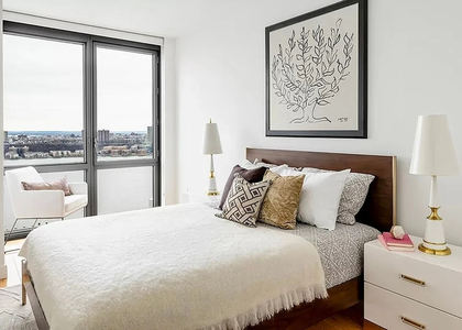 2 Bedrooms, Hell's Kitchen Rental in NYC for $6,740 - Photo 1