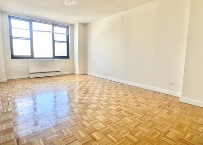1 Bedroom, Yorkville Rental in NYC for $3,983 - Photo 1
