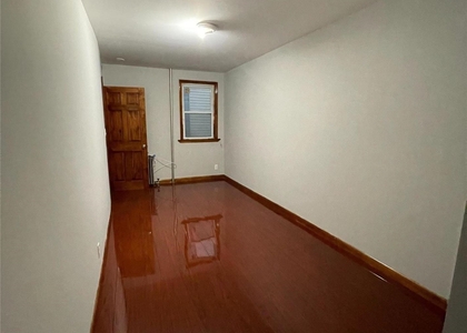 2 Bedrooms, Ridgewood Rental in NYC for $2,600 - Photo 1