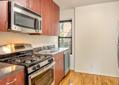 2 Bedrooms, Auburndale Rental in NYC for $2,395 - Photo 1