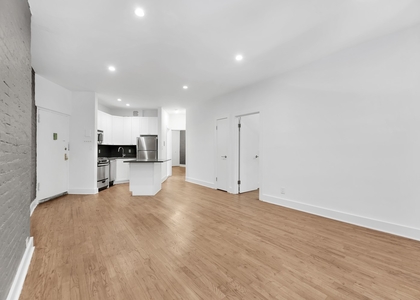3 Bedrooms, Yorkville Rental in NYC for $4,495 - Photo 1