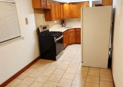 2 Bedrooms, Canarsie Rental in NYC for $2,350 - Photo 1