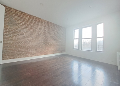 2 Bedrooms, Washington Heights Rental in NYC for $2,650 - Photo 1