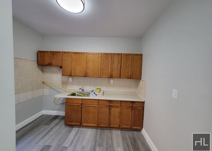 2 Bedrooms, East Flatbush Rental in NYC for $2,200 - Photo 1