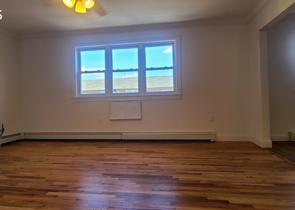 2 Bedrooms, Woodside Rental in NYC for $2,800 - Photo 1