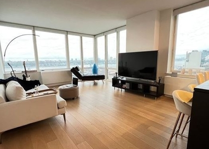 2 Bedrooms, Hell's Kitchen Rental in NYC for $6,150 - Photo 1