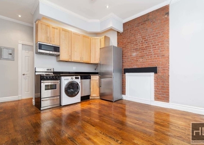 2 Bedrooms, Lower East Side Rental in NYC for $4,495 - Photo 1