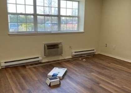 1 Bedroom, Islip Rental in Long Island, NY for $2,150 - Photo 1