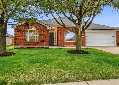 3 Bedrooms, Highland Park Rental in Austin-Round Rock Metro Area, TX for $2,250 - Photo 1