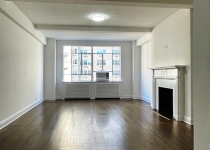Fifth Avenue / 9th Street - Photo 1