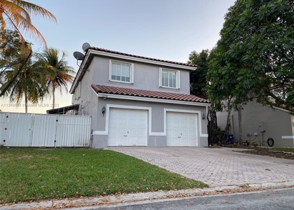 13254 Sw 144th Ter - Photo 1