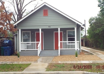 931 W Rosewood Ave - Photo 1