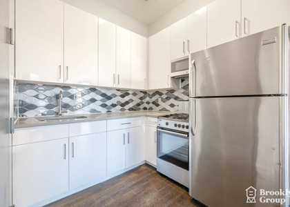 129 Park Avenue - Photo 1
