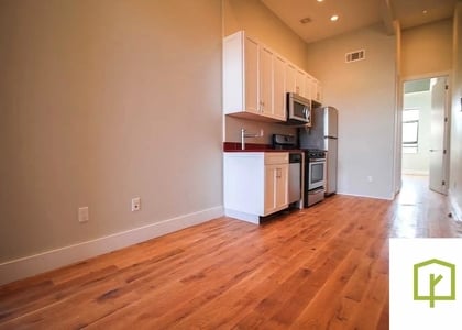 186 Wilson Avenue - Photo 1