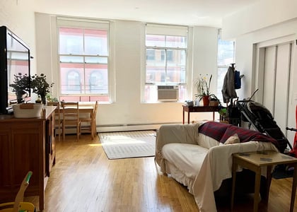 Mercer Street - Photo 1