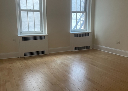 Jane Street - Photo 1