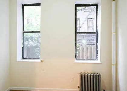 East 7th Street - Photo 1