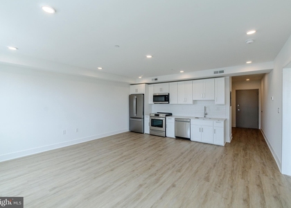 1201 W Girard Avenue - Photo 1