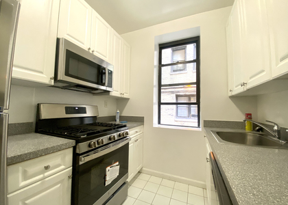 45th & 8th Ave - Photo 1