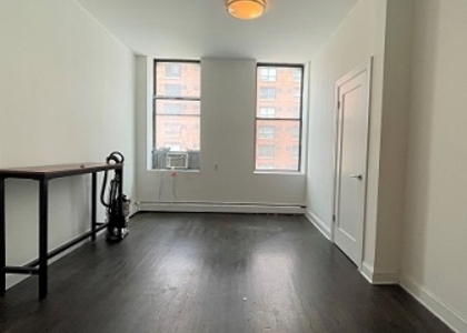 East 50th Street - Photo 1