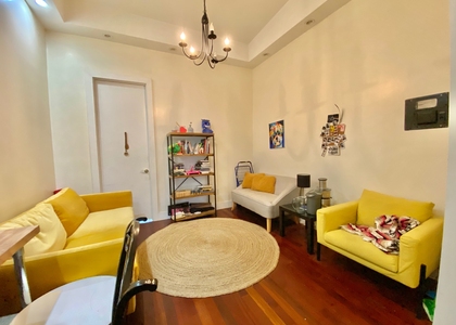 757 Hart Street - Photo 1
