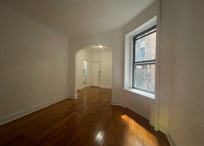 East 58th Street - Photo 1