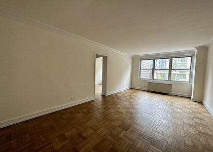 8th Avenue - Photo 1