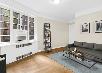 1 Jane Street - Photo 1