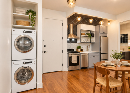85 Graham Avenue - Photo 1