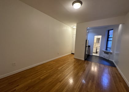 East 89th - Photo 1