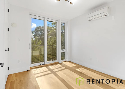 322 Graham Ave - Photo 1