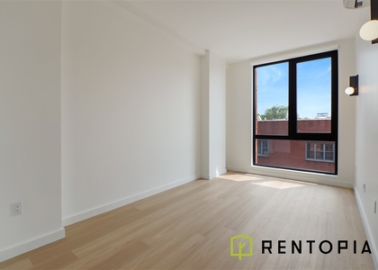 1010 pacific street - Photo 1