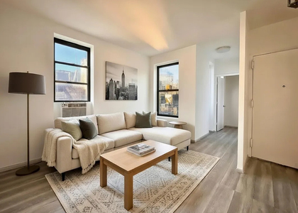 366 West 52nd Street - Photo 1