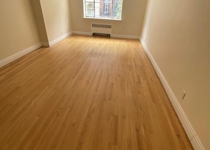 East 67th Street - Photo 1