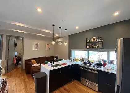 223 Manhattan Avenue - Photo 1
