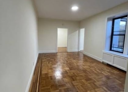 44th St and 28th Ave Astoria N - Photo 1