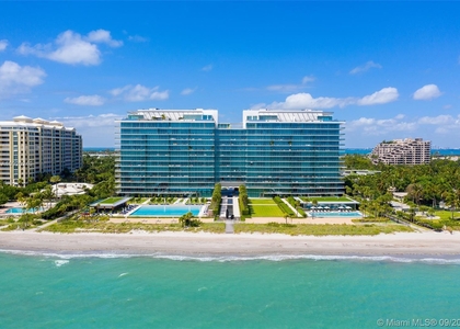 360 Ocean Dr - Photo 1