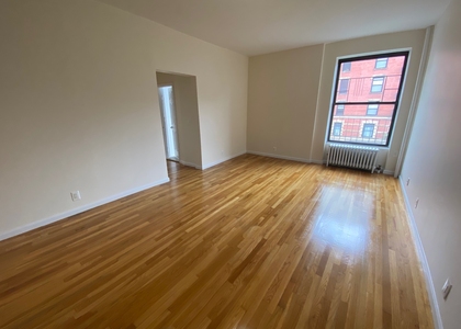 west 72street - Photo 1