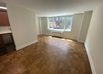 East 71st Street - Photo 1