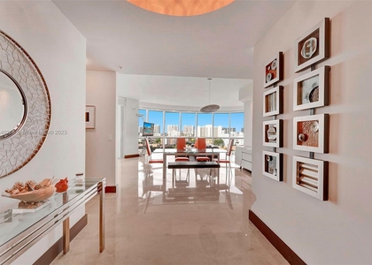 18101 Collins Ave - Photo 1