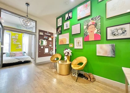 140 Ralph Avenue - Photo 1