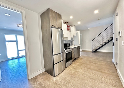334 Evergreen Avenue - Photo 1