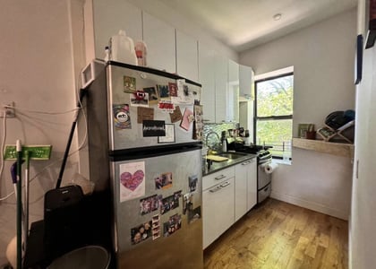 Greene Ave - Photo 1