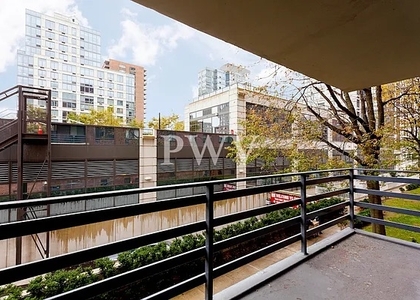 West 97th and Columbus avenue - Photo 1
